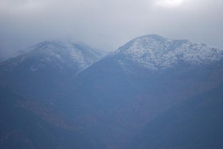 山に雪掛かりました：１１月１８日