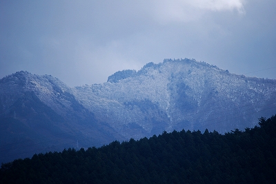 黒森山の初の雪