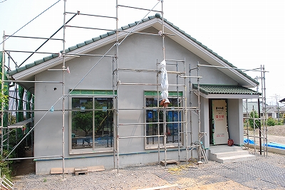 新築外壁