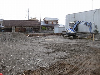 新築の着工現場