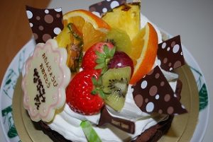 誕生日プレゼントケーキ