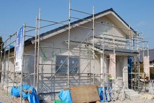 新築外部の塗装