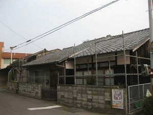 屋根瓦葺き替え