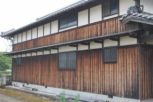 納屋の外壁張替え