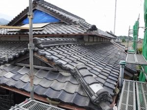 和風建築の屋根葺き替え