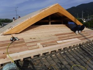 屋根瓦の葺き替え工事