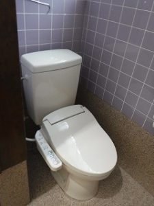 カラオケ喫茶店舗のトイレ改装