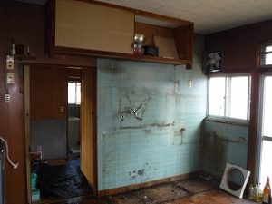 台所と外壁の修繕・修理のリフォーム工事