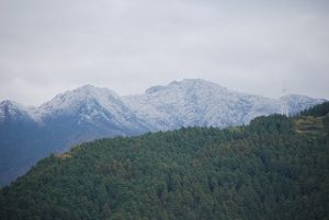 石鎚山の峰々