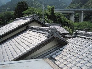 屋根瓦の点検依頼にて