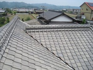 屋根瓦の点検依頼にて