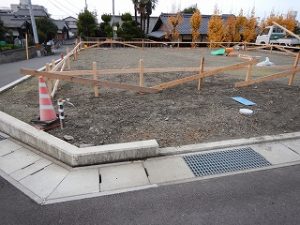 新築住宅の基礎丁張り