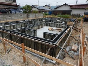 木造平屋建て基礎工事