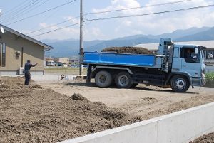 平屋建て新築住宅の敷地造成工事