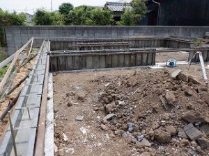 倉庫新築基礎工事