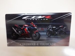 バイクCBR1000RR-Rマスク・ケース