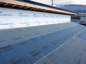 新築工事の屋根仕舞い
