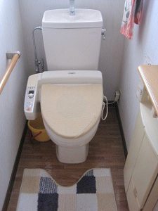 トイレウォシュレット取替え