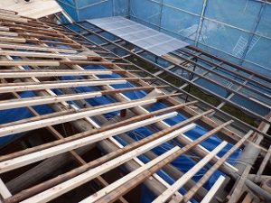 屋根瓦葺替え工事