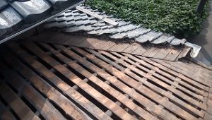 屋根の雨漏り修理