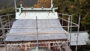 神社屋根の修理