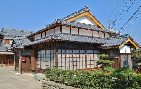 伝統和風住宅の屋根瓦葺き替え