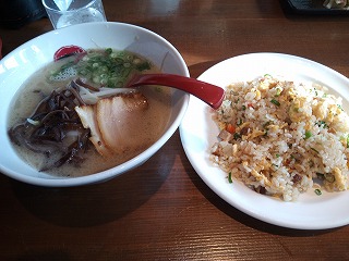 ラーメン店　『 一興 』