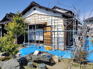 現場で愛妻弁当！
