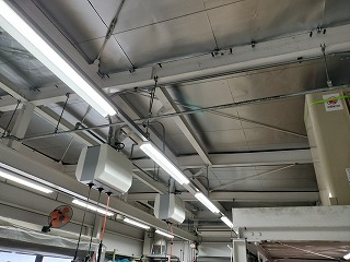 バイク店舗 屋根の遮熱工事
