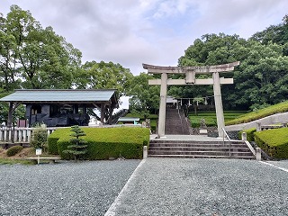 住友金属鉱山(株) 大山積神社