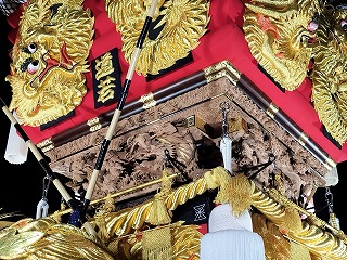 彫刻が目立っていました!